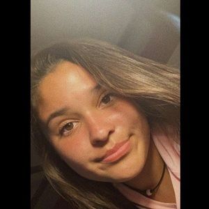 Meet your Posher, Lexee